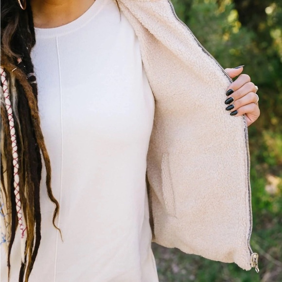 Entro Reversible Shearling Puffer Vest Mocha Gray Size Large EUC - Picture 8 of 12